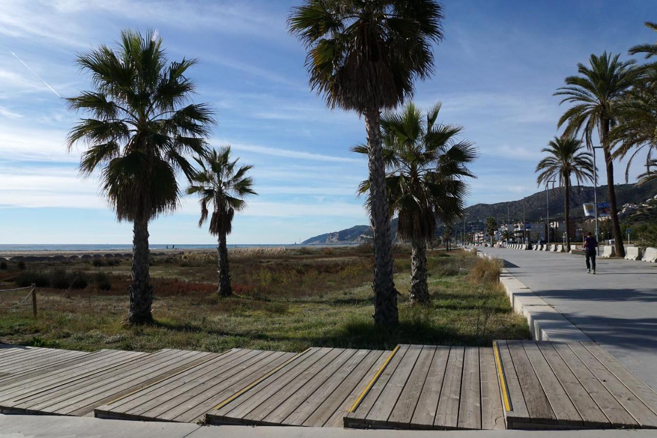 Beach Club House Apartment Castelldefels Exterior foto