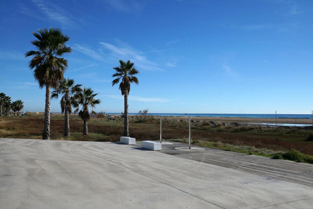 Beach Club House Apartment Castelldefels Exterior foto